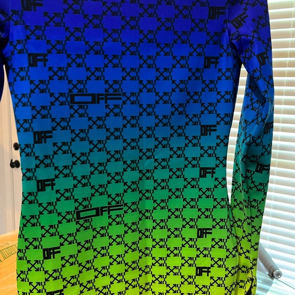 Off-White Dress - Picture 4 of 10